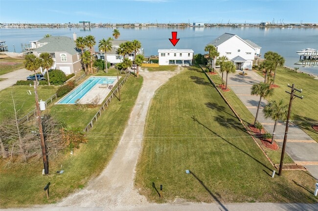 Building Photo - 7204 Avenue N 1/2 Rear