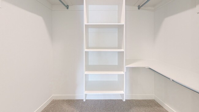 Building Photo - New Townhome For Rent in Highridge Mountai...