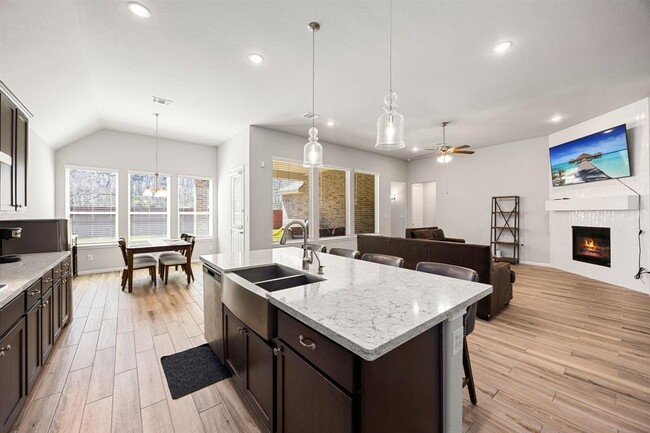 Building Photo - 7722 Millstone Trl Ln