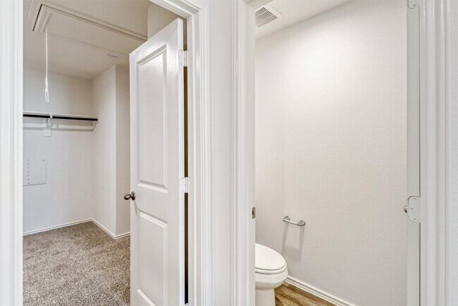 Building Photo - 30846 Brightwell Bnd