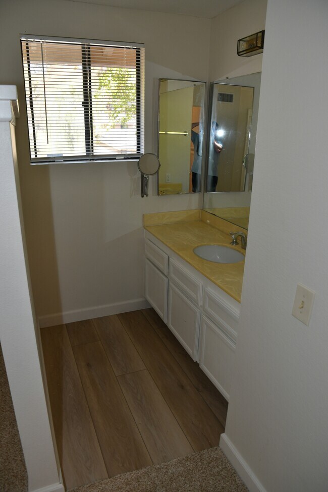 Building Photo - 10336 Ridgewater Ln