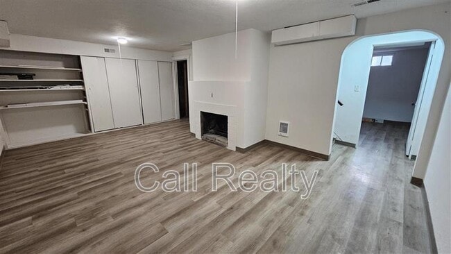 Building Photo - 224 N Conklin Rd