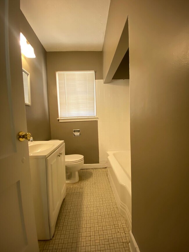 Building Photo - ***AVAILABLE NOW**3 Bedroom / 2 Bathroom Home for Rent in Columbus, GA