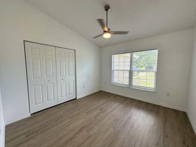 Building Photo - Move-In Ready Rental with Stylish Updates!