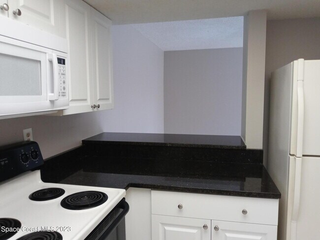 Building Photo - 1641 Sunny Brook Ln