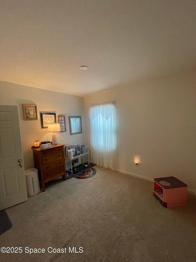 Building Photo - 939 Remington Green Dr SE