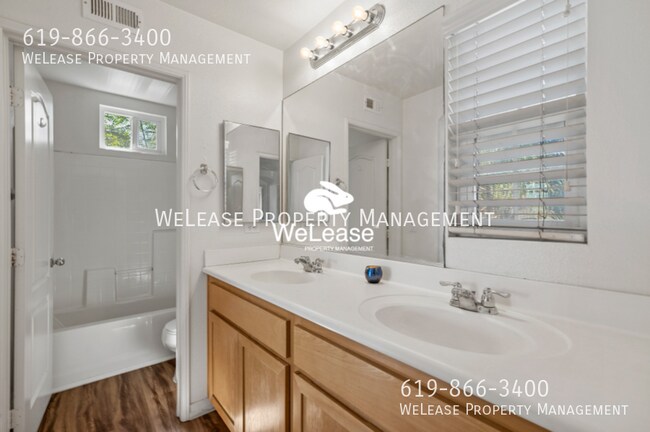 Building Photo - 2326 Camellia Way