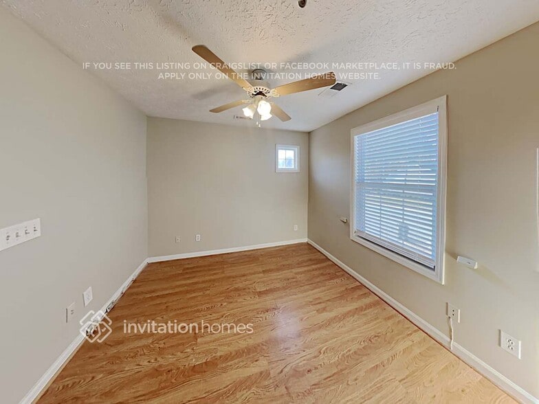 Building Photo - 240 Windcroft Cir NW