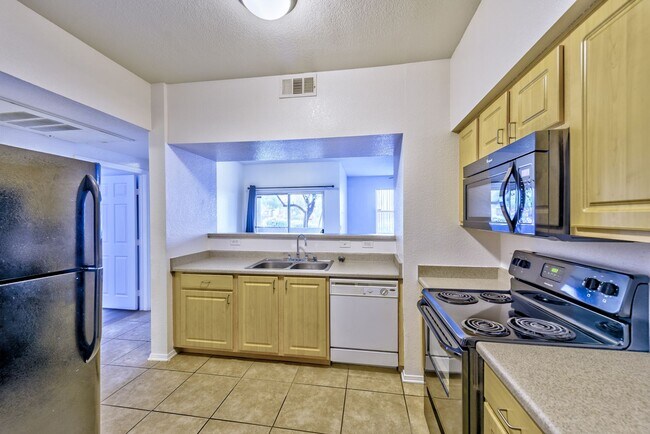 Building Photo - 6955 N Durango Dr