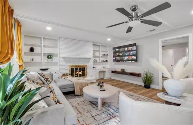 Building Photo - 9005 Villa Park Cir