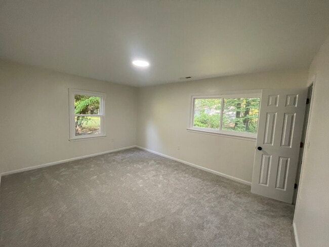 Building Photo - 119 Williamson Dr