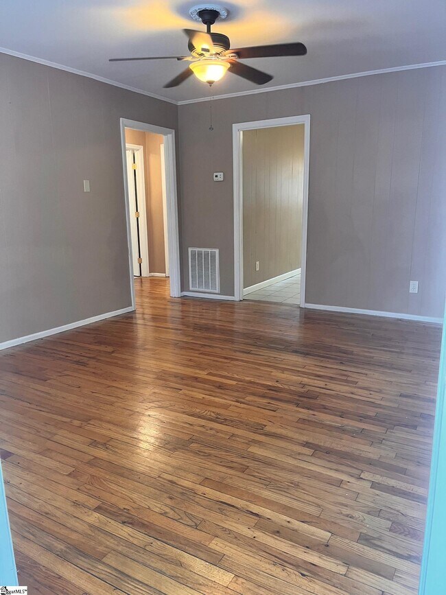 Building Photo - 113 Mount Zion Ave