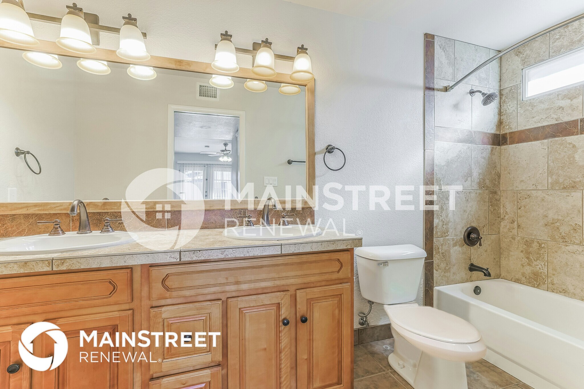 Building Photo - 2515 E Del Rio Dr