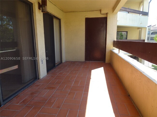 Building Photo - 8850 SW 123rd Ct