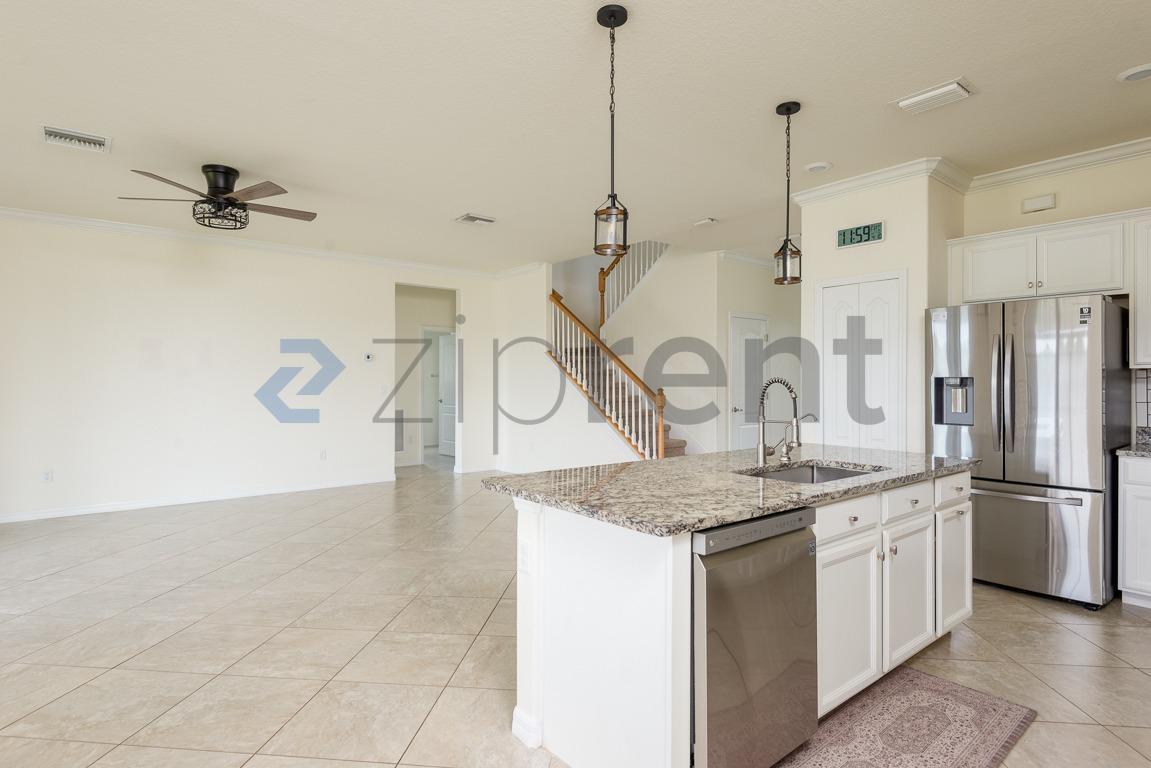 Building Photo - 17006 Blue Rdg Pl