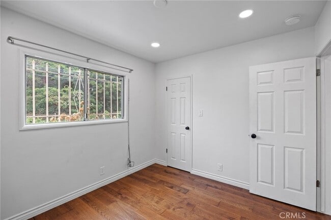Building Photo - 5183 Inglewood Blvd