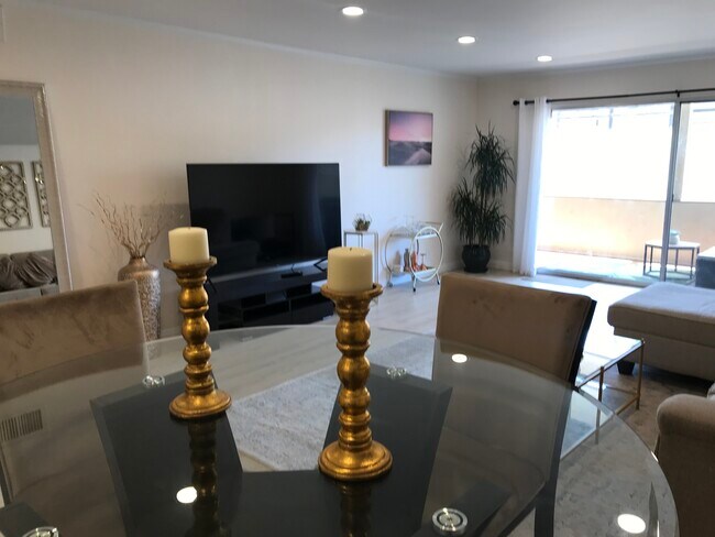 Building Photo - 1299 Cordova St