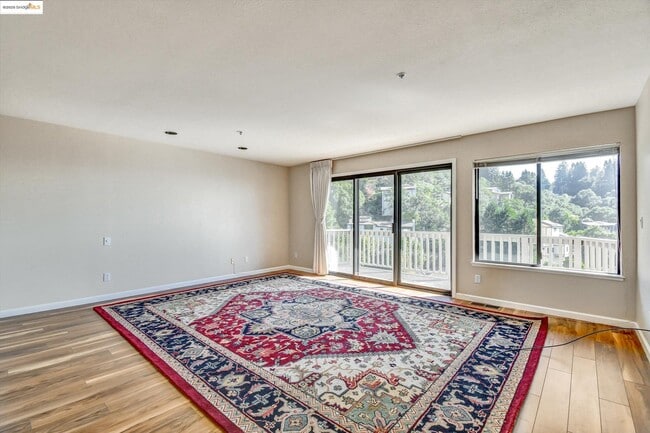 Building Photo - 616 Gravatt Dr