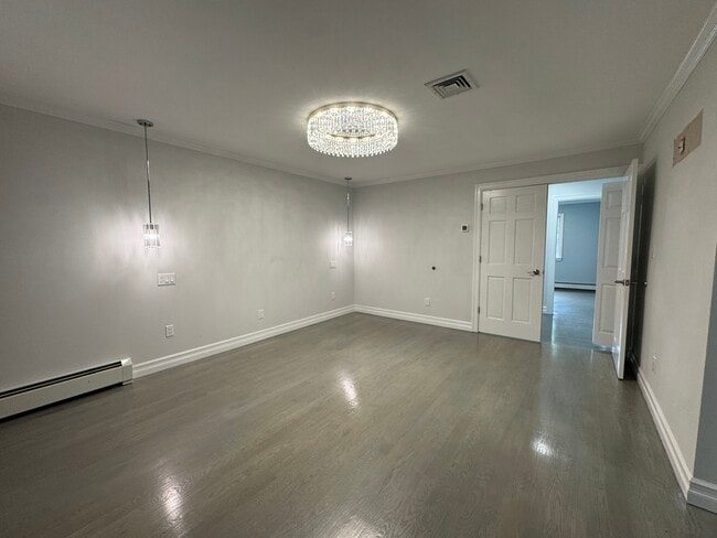 Building Photo - 285 S Broadway