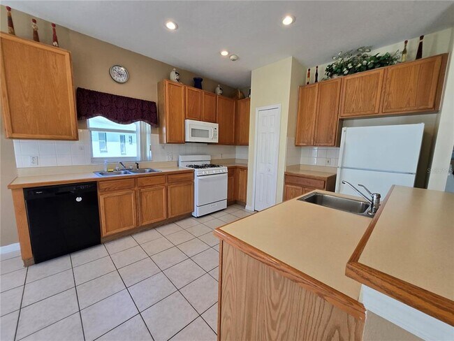 Building Photo - 2534 Aster Cove Ln