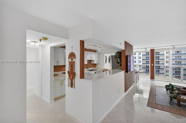 Building Photo - 2401 Collins Ave
