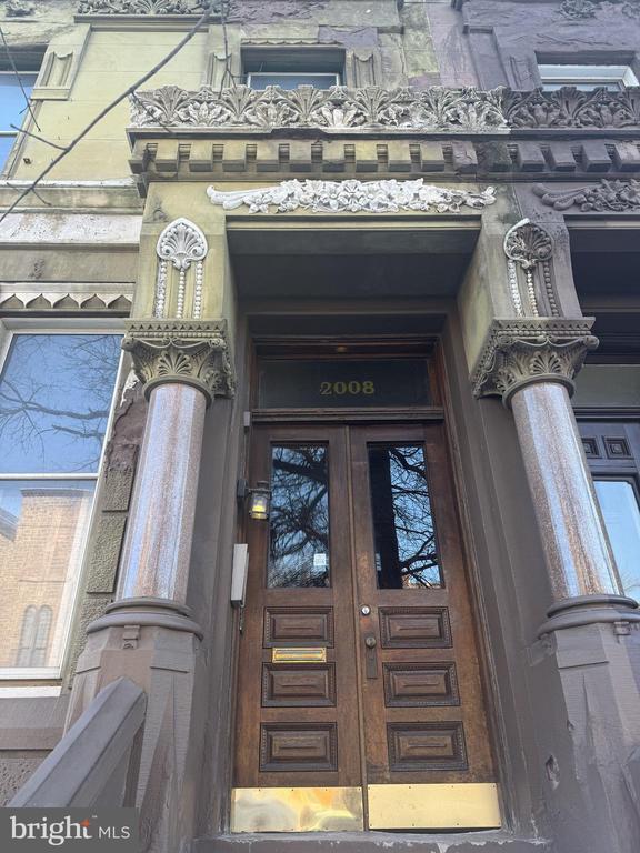 Building Photo - 2008 Spring Garden St