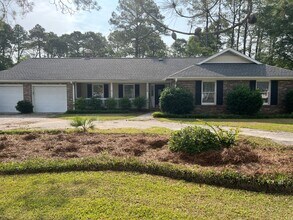 Building Photo - Awesome Home for Rent in Conway! Golf Course Views from back patio... HUGE Yard. Central location...