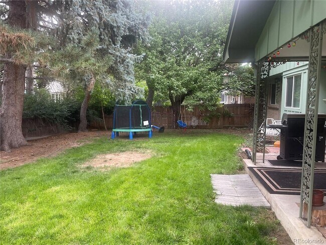 Building Photo - 7645 E Napa Pl