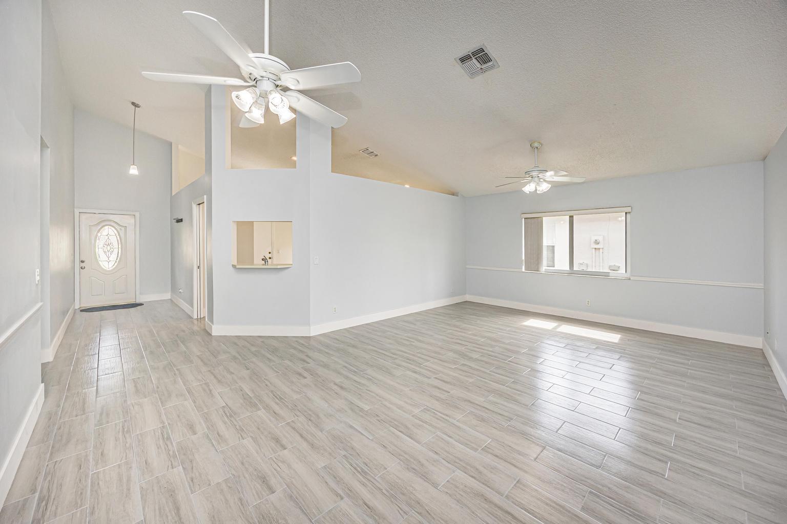 Building Photo - 5148 Rosen Blvd