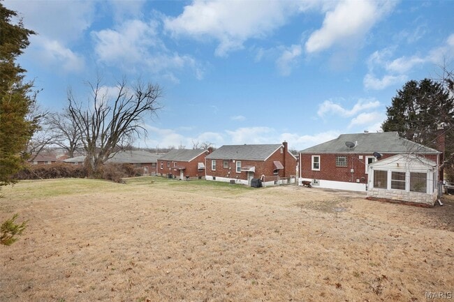 Building Photo - 813 Chain of Rocks Dr