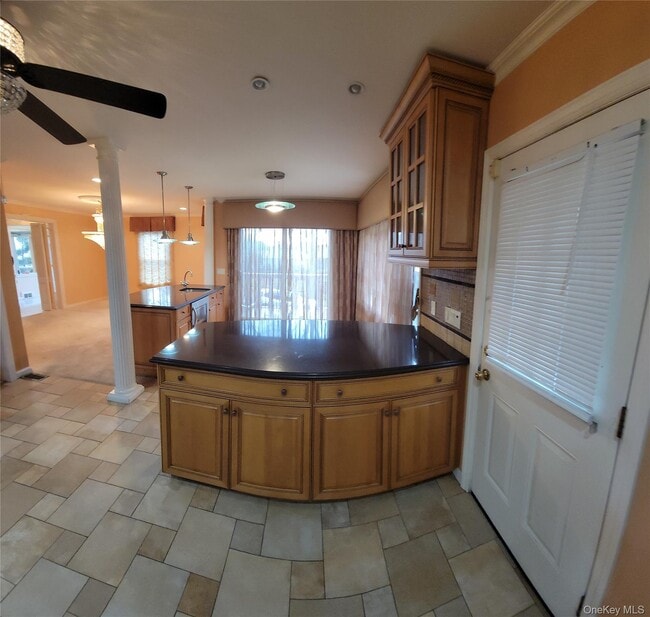 Building Photo - 186-20 Troon Rd