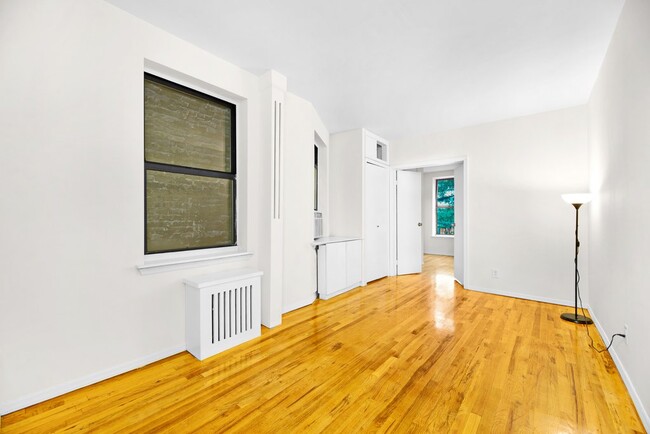 Floorplan - 414 West 49th Street