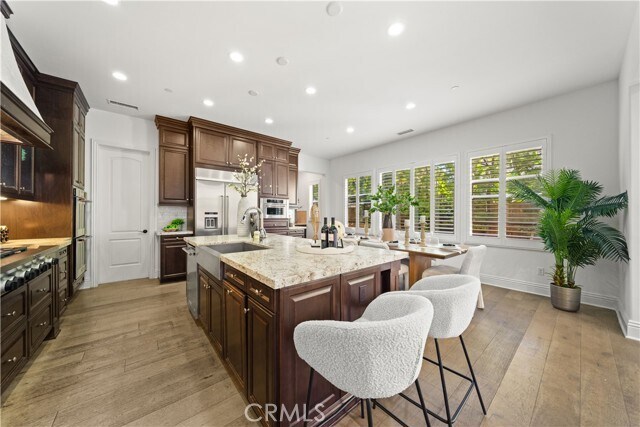 Building Photo - 18 Windrow Rd