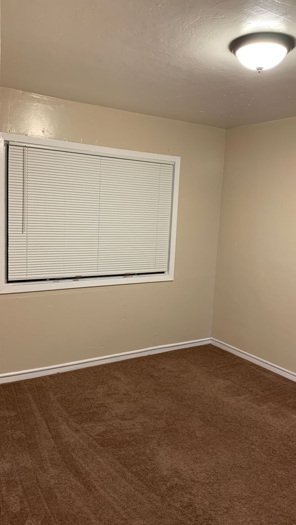 Building Photo - 07218