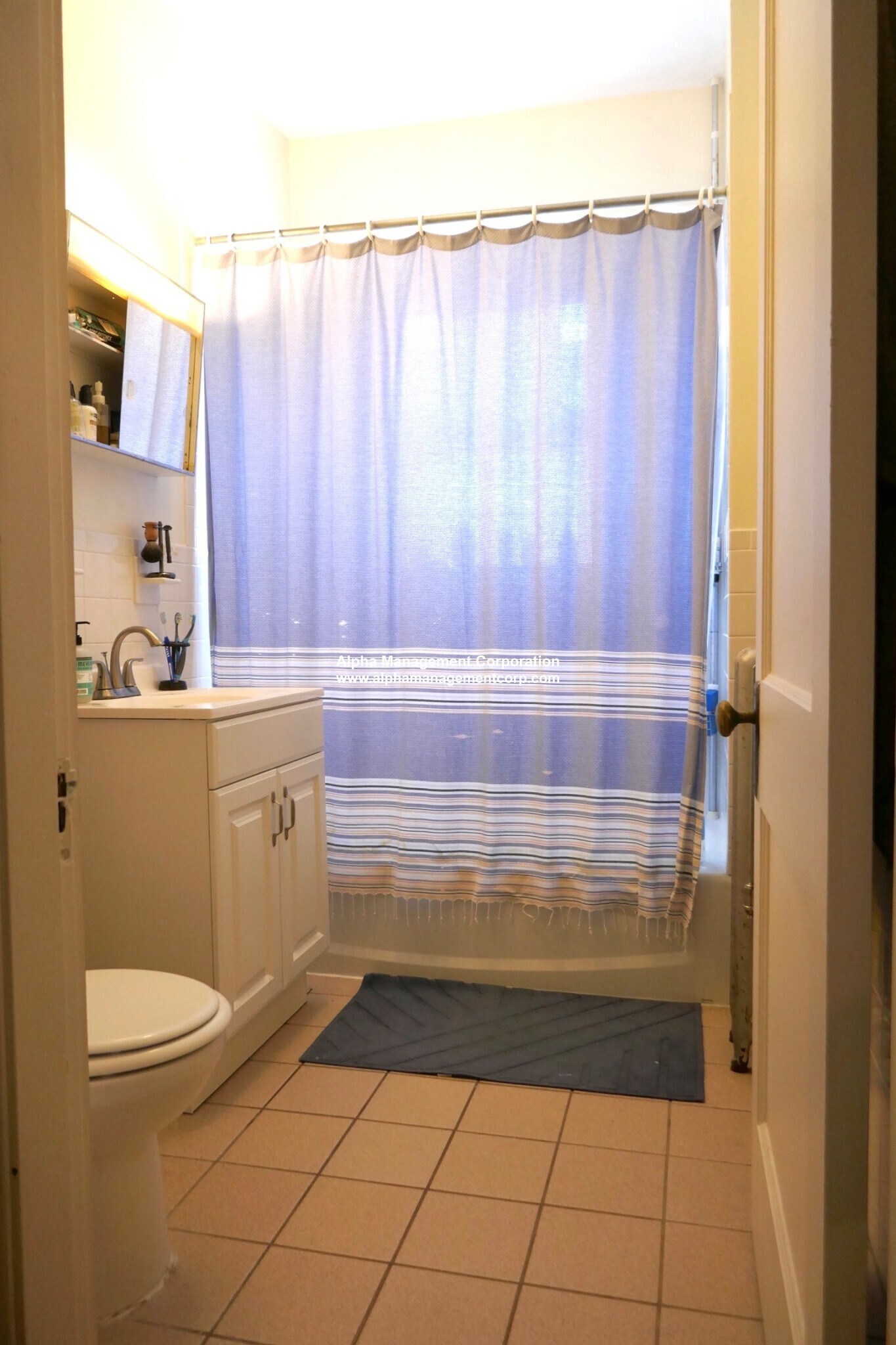 Building Photo - 163 Summer St