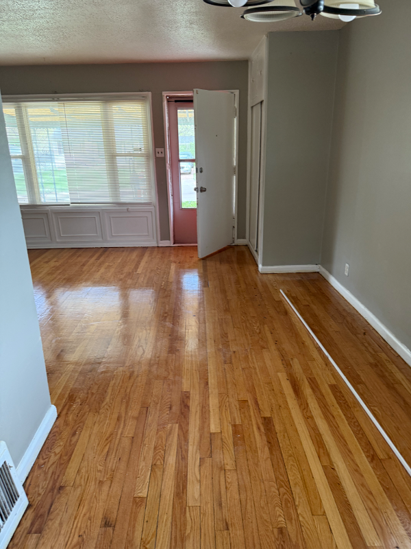 Primary Photo - 9700 Medford Dr