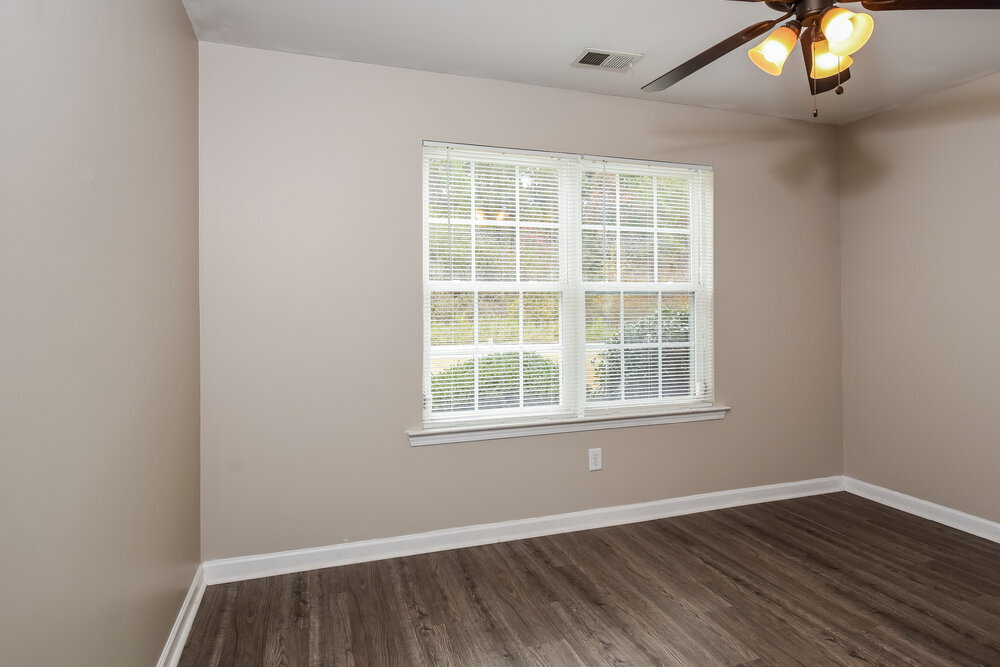 Building Photo - 62 Beaver Pointe