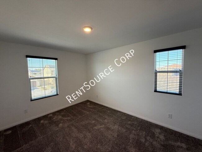 Building Photo - 6030 W Ave J 9