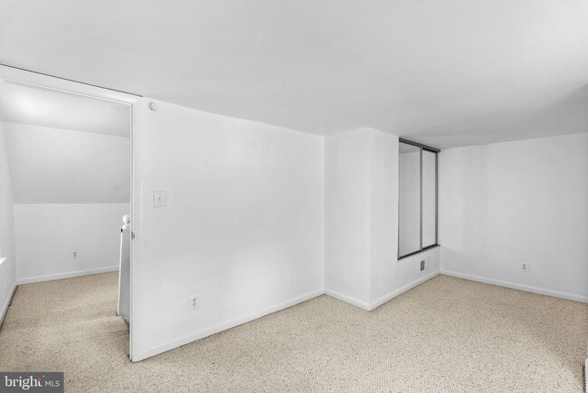 Building Photo - 3103 Plyers Mill Rd