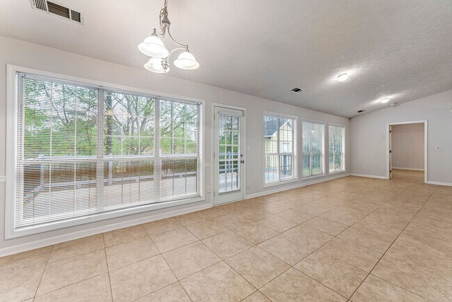 Building Photo - 750 Arbour Glenn Ct NW