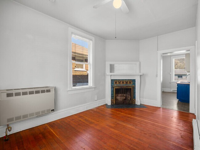 Building Photo - Ken-355 S 300 E, Provo UT 84606