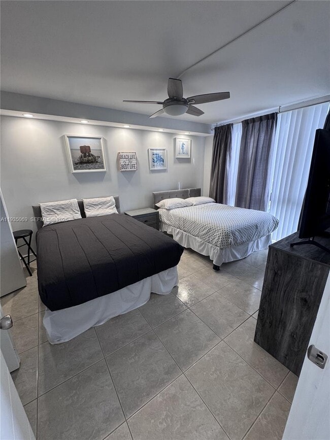 Building Photo - 1500 S Ocean Dr