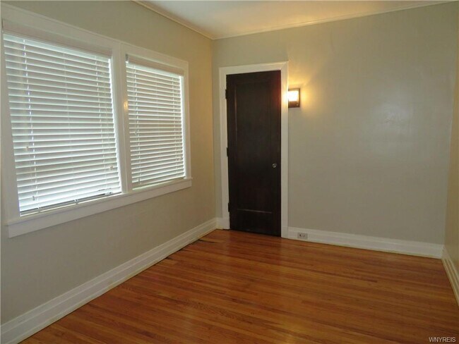 Building Photo - 125 Elmwood Ave