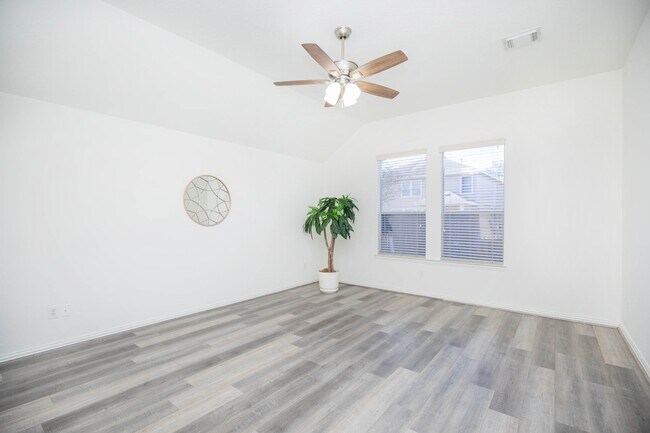 Building Photo - 8810 Rocky Knoll Ln
