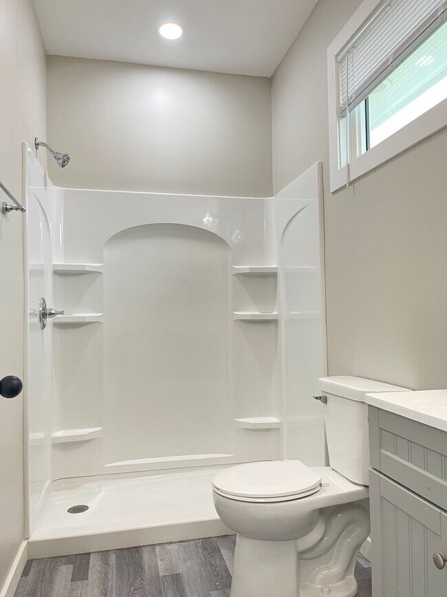 Building Photo - Move-in special offer!!! Newly rebuilt hou...