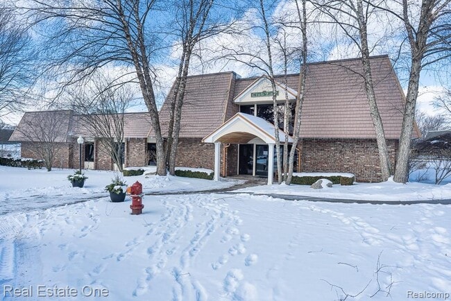 Building Photo - 5075 Buckingham Pl Dr