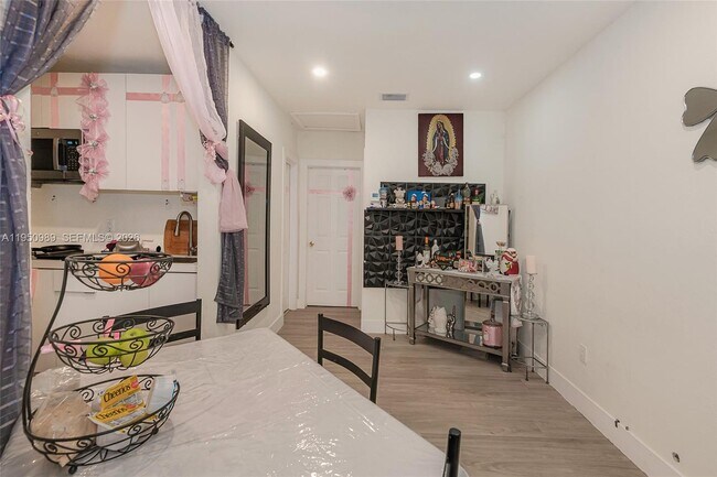 Building Photo - 110 NW 58th St