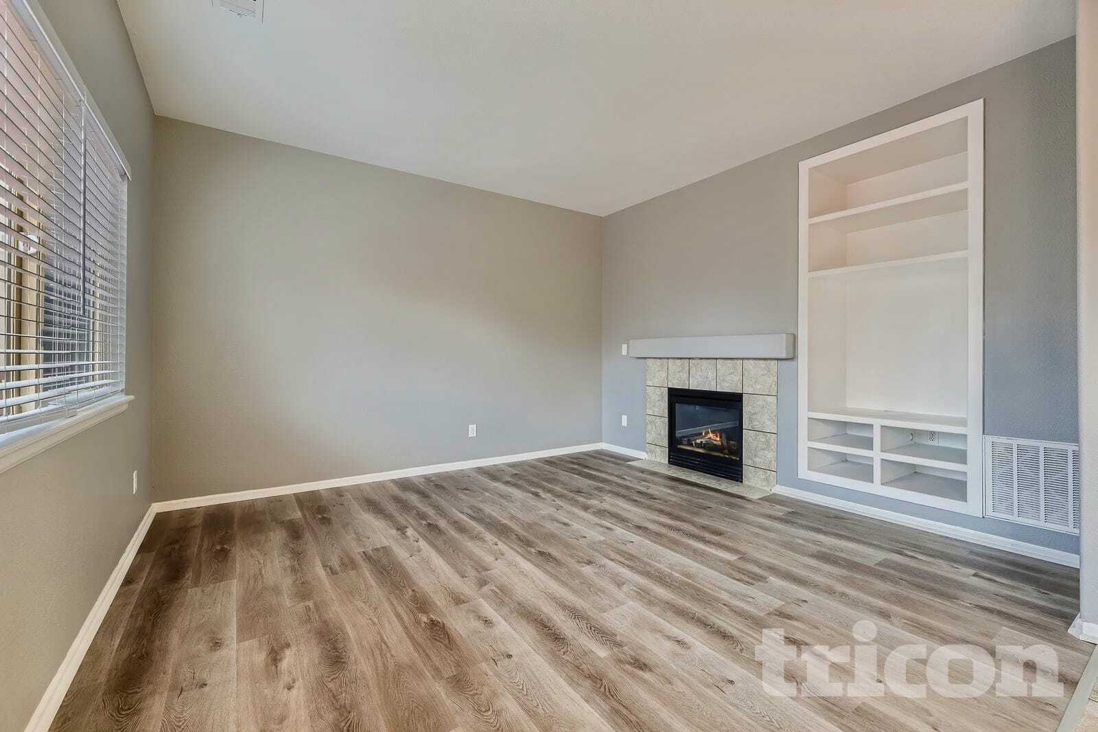 Building Photo - 12450 S Hollow Creek Ct