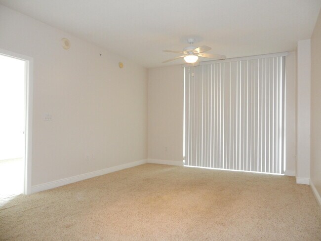 Building Photo - 550 Okeechobee Blvd