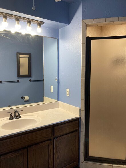 Building Photo - 1501 SW 86th St